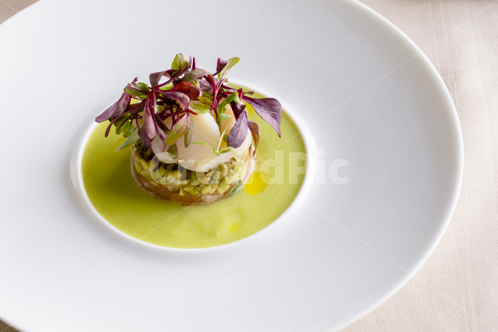 food,음식,bowl,태국음식,호텔음식,호텔,레스토랑,똠양꿍,새우,thailand,thaifood,meal,식사,dish,요리,전체요리,샐러드,고급음식,음식,식재료,요리,food,cook,meal,dishes,food reserves