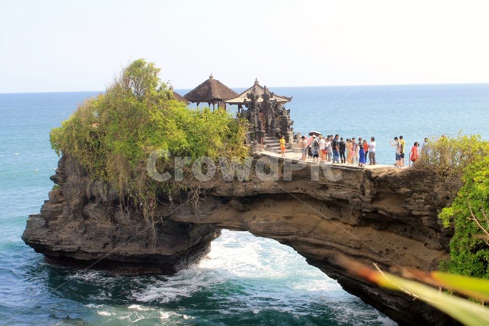 발리,힌두사원,사원,힌두교,바다,수상사원,bali,hindutemple,sea,tanahlot,tanahlottemple,따나롯,타나롯,따나롯사원,타나롯사원,세계자연풍경,해외자연풍경,외국자연풍경,world nature landscape,nature,자연,outdoors,옥외,ocean,대양,water,물,shoreline,해안선