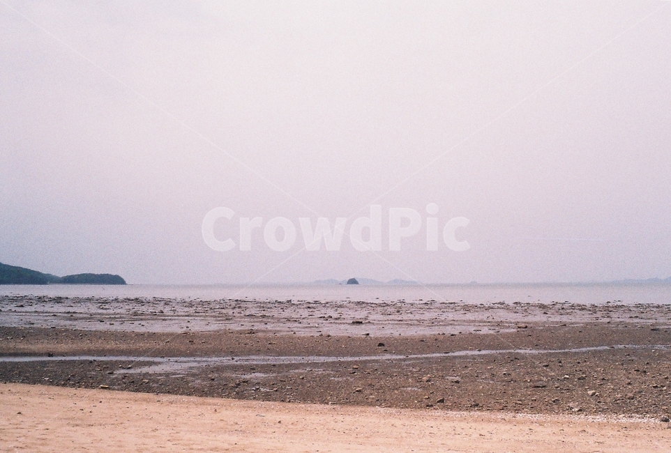 바다,sea,자연,풍경,nature,outdoors,옥외,landscape,섬,island,필름,필름사진,film,해안선,shoreline,물,water,ground,바닥,해변,바다,beach,sea