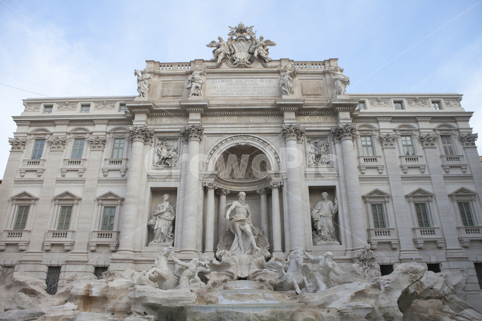 FontanadiTrevi,Italy,Europe,Roma,Rome,이탈리아,유럽,트레비분수,로마,랜드마크,landmark,tourist attraction,해외,외국,세계,foreign,oversea,world,세계랜드마크,해외랜드마크,외국랜드마크,world landmark,world tourist attraction,조각상,동상,석상,조형물,statue,bronze statue,stone statue,건축물,건물외관,exterior,building,structure,architecture,construction,water,물