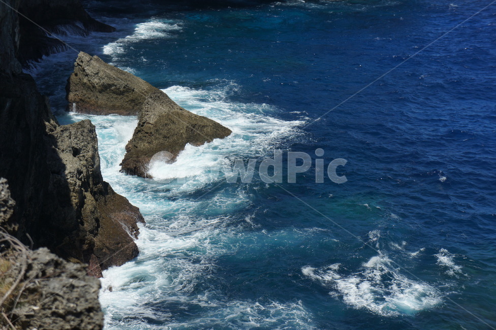파란색,파도,wave,flow,sea,ocean,대양,water,물,푸른,맑음,바다,낭떠러지,돌,promontory,곶,nature,자연,outdoors