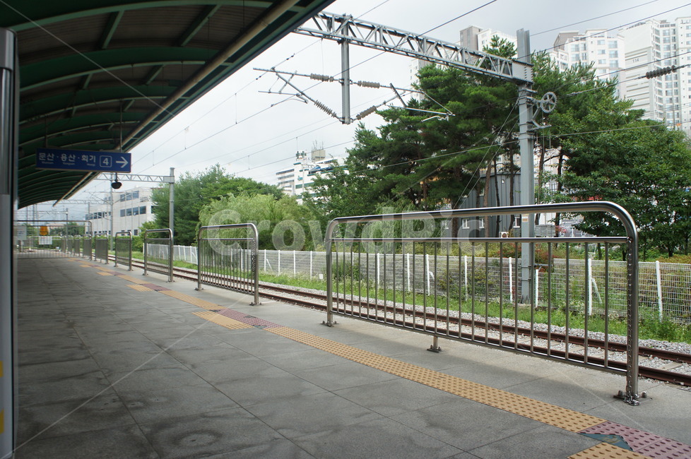 지하철,안전장치,난간,옛날,게이트,door,문,시골,안전선,banister,handrail