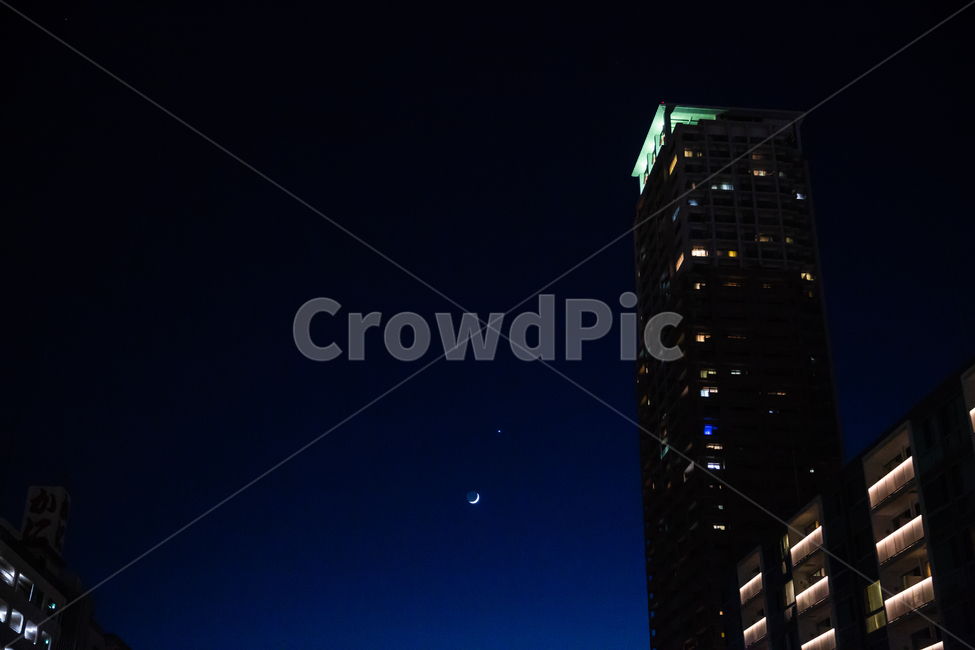 오사카,도시풍경,야경,도시야경,밤하늘,달,야경,밤,풍경,nightscape,night,landscape,건축물,건물외관,exterior,building,structure,architecture,construction,outdoors,옥외,nature,자연,건물,office building,사무실 건물