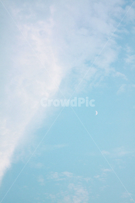 하늘,달,moon,구름,blue,outdoors,자연,풍경,nature,landscape,옥외