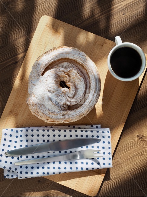 페스츄리,빵,케익,페스츄리케익,커피,음식,배경,후식,간식,제과,제빵,pastry,bread,cake,pastrycake,coffee,food,background,dessert,snack,confectionery,baking,빵,bread,디저트,간식,후식,dessert,snack,커피,카페,coffee,cafe