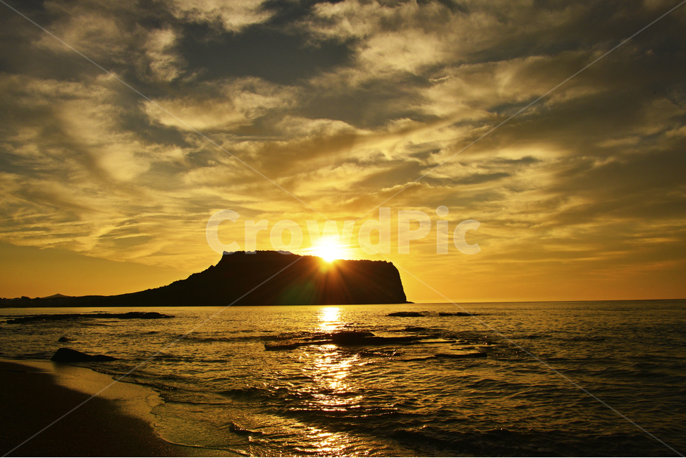 제주도,성산일출봉,일출,여명,광치기해변,해변,바다,해안가,light,빛,flare,플레어,sunlight,햇빛,nature,자연,outdoors,옥외,자연,풍경,nature,landscape,한국자연풍경,한국자연경관,korea nature landscape