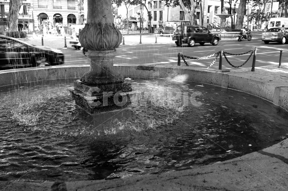 downtown,도심,city,시티,urban,어반,town,도시,물,water,건물,automobile,building,자동차,차량,car,architecture,fountain,분수대,분수