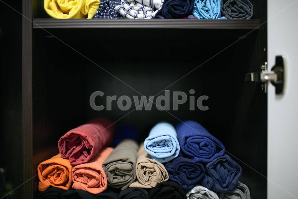 옷장,옷,셔츠,정리,빨래,closet,clothes,shirt,가구,옷정리,가정장식,homedecor,깔끔,청소,집안일,정돈