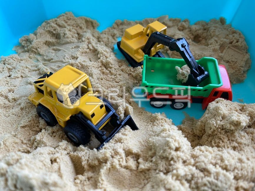 불도저,포클레인,장난감,장난감흙,유아,놀이감,놀이터,모형차