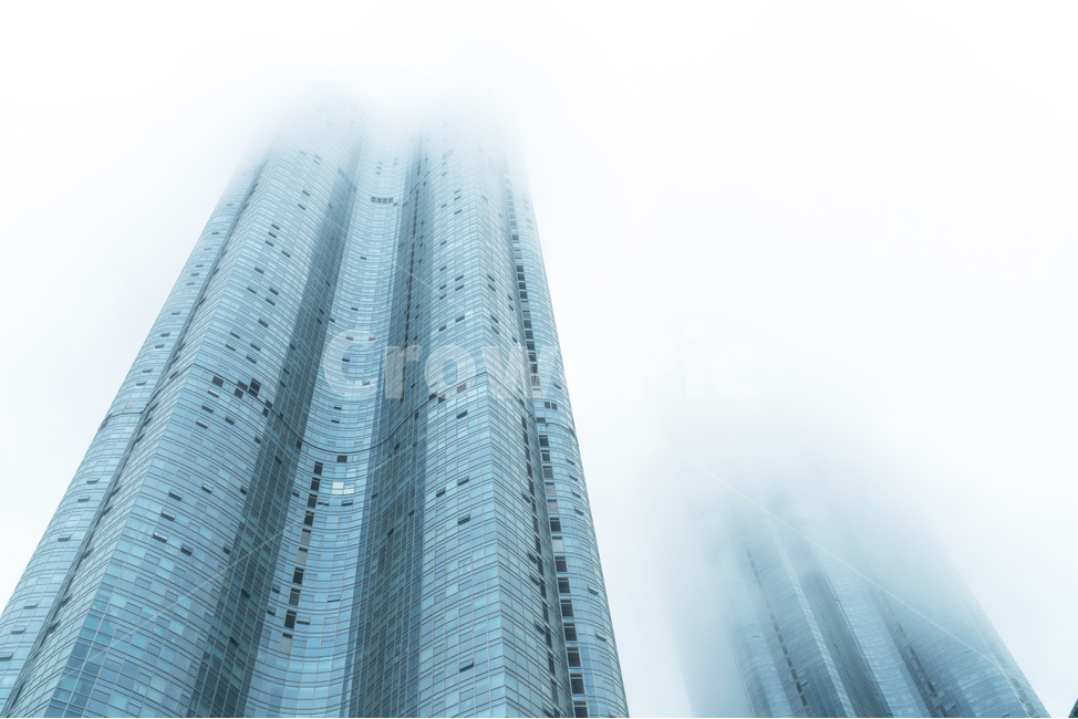 advanced,cold,construct,building,cloud,high,high rise building,Fog,architecture,High,foggy,glass,skyscraper,blue,The rainy season,luxury,apartment,fog