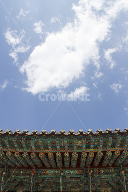 한옥,한국,전통,기와,지붕,백그라운드,배경,하늘,한국전통,한국문화,korean traditional,korean culture,건축물,건물외관,exterior,building,structure,architecture,construction