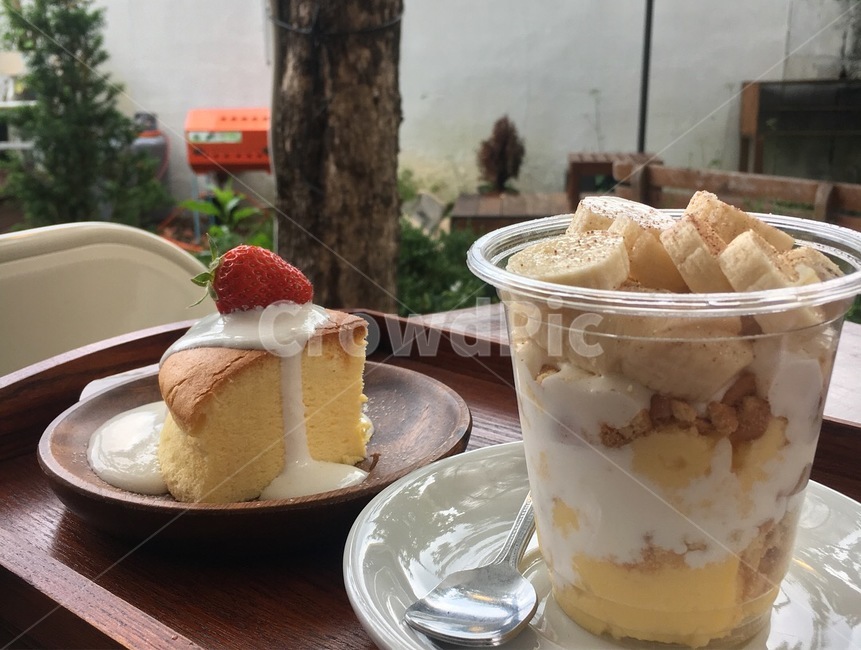 카페,감성카페,디저트,수플레,바나나푸딩