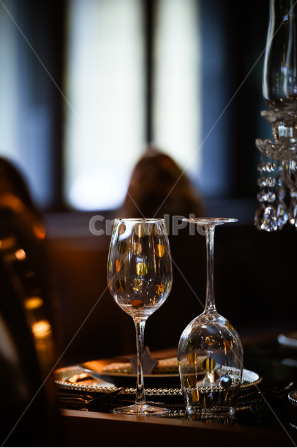 wine glass,party table,table setting,Plating,crystal wine,party,home party