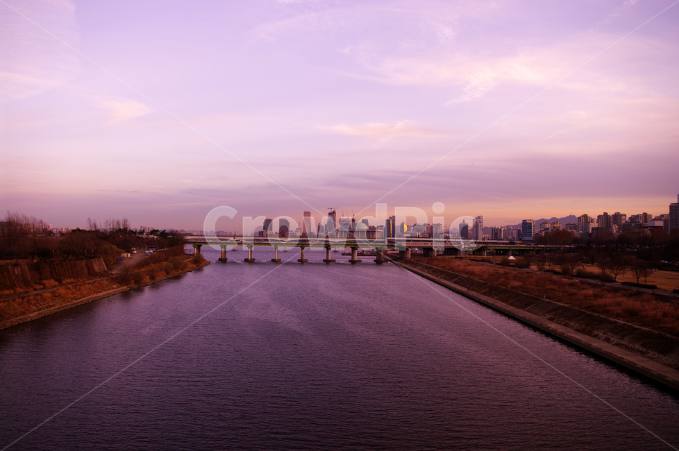 서울,한강,하늘,구름,풍경,노을,일몰,sunset,빌딩,도시,풍경,city,landscape,한국도시풍경,한국도시경관,korea cityscape,water,물,outdoors,옥외,nature,자연,river,강