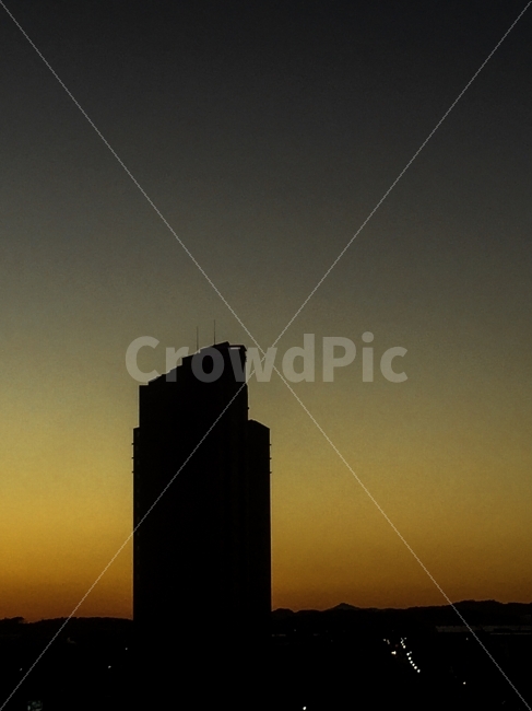 풍경,석양,노을,저녁,하늘,실루엣,밤풍경,밤하늘,도시,풍경,city,landscape,실루엣,그림자,silhouette,shadow,nature,자연,outdoors,옥외,sky,dawn,새벽,red sky,붉은 하늘,dusk,황혼,sunset,일몰