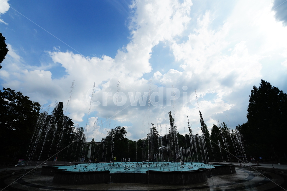 분수,물,water,자연,구름,하늘,풍경,sky,옥외,outdoors,tree,나무,nature