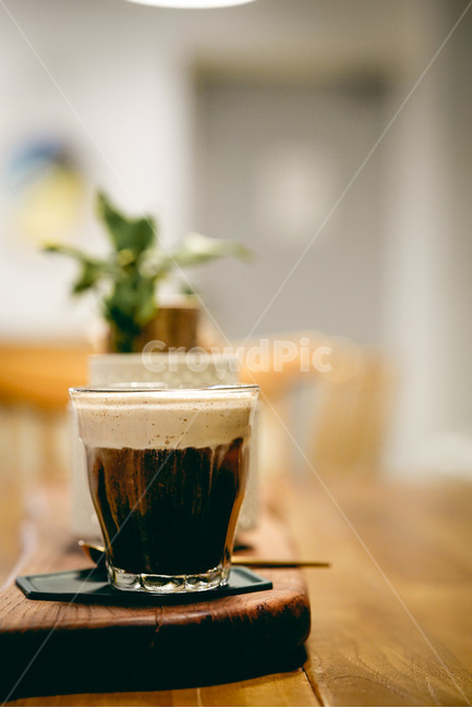 cup,컵,coffeecup,커피컵,아인슈페너,커피,감성사진,카페,cafe,콜드브루,clodbrew,유리컵,커피,카페,coffee,cafe