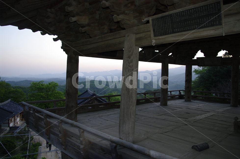 부석사,사찰,건축,전통건축,traditional,전통,기와지붕,풍경,산,한국전통,한국문화,korean traditional,korean culture,건축물,건물외관,exterior,building,structure,architecture,construction