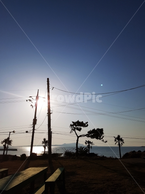 하늘,태양,일출,역광,눈부심,배경화면,제주,자연,풍경,nature,landscape,cable,케이블,power lines,전력선,electric transmission tower,송전탑