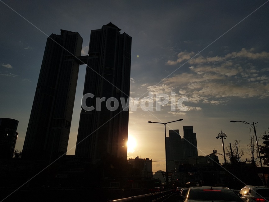 건물,일출,부산,일몰,광안리,새해,시작,마무리,도시,풍경,city,landscape,한국도시풍경,한국도시경관,korea cityscape,실루엣,그림자,silhouette,shadow,flare,플레어,light,빛