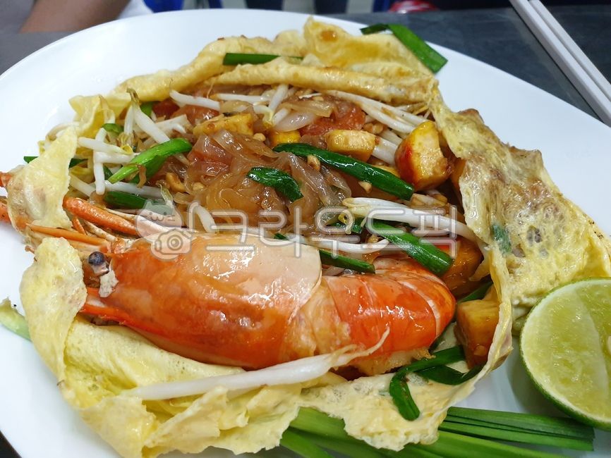 patai,pad thai,Shrimp Pad Thai,Bangkok Food,Bangkok food,Seafood Pad Thai,Southeast Asian food
