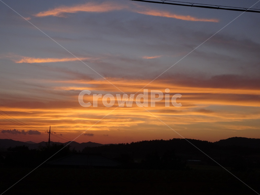 하늘,태양,노을,해,시골,자연,풍경,nature,landscape,outdoors,옥외,dusk,황혼,sunset,일몰,sky,dawn,새벽,red sky,붉은 하늘