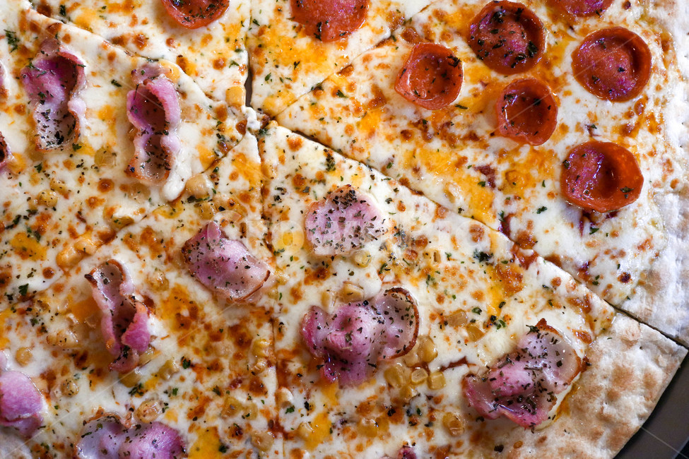 피자,pizza,halfpizza,반쪽피자,치즈,하프피자,cook,restaurant,푸드,food,음식,서양음식,pepperoni,음식,식재료,요리,food,cook,meal,dishes,food reserves,양식,서양음식,서양요리,western food,western dishes,western meal,western cook