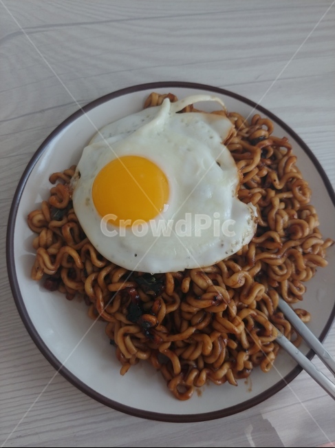 짜장라면,계란후라이,짜치계,주말아침,간식,브런치,음식,식재료,요리,food,cook,meal,dishes,food reserves