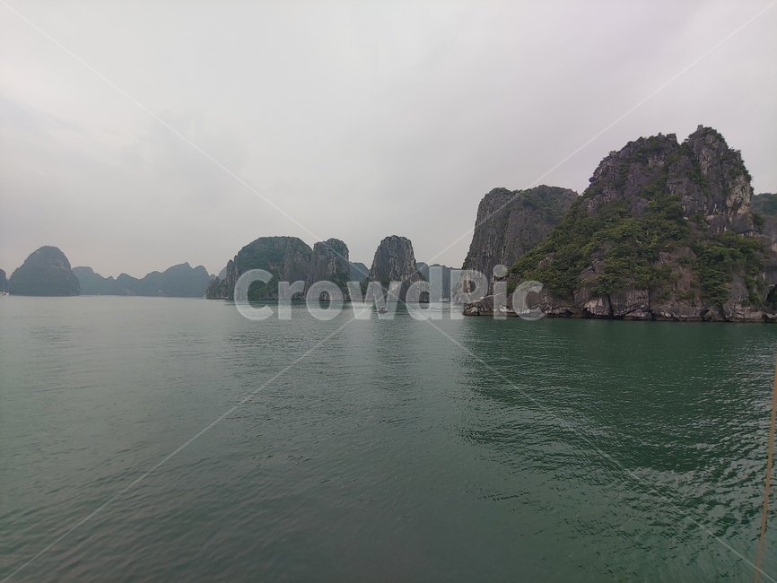 land,땅,outdoors,옥외,nature,자연,대양,water,물,하노이,베트남,비엔남,자연,풍경,nature,landscape,shoreline,해안선,sea,바다,ocean,coast,연안
