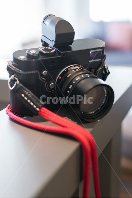 카메라,사진기,camera,렌즈,전자카메라,사물,제품,사진작가,포토그래퍼,photographer,사물,물건,오브젝트,thing,object,matter