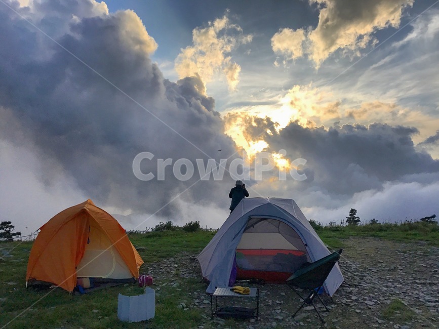 캠핑,백패킹,등산,하늘,구름,풍경,여행,휴가,traveling,vacation,trip
