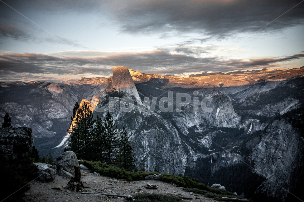 mountain,산,outdoors,nature,자연,미국,캘리포니아,요세미티,정상,일몰,usa,california,yosemite,peak,sunset,자연,풍경,nature,landscape,해외,외국,세계,foreign,oversea,world,세계자연풍경,해외자연풍경,외국자연풍경,world nature landscape