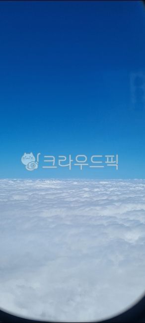 하늘,푸른하늘,상공,구름,흰구름,구름위,파란하늘