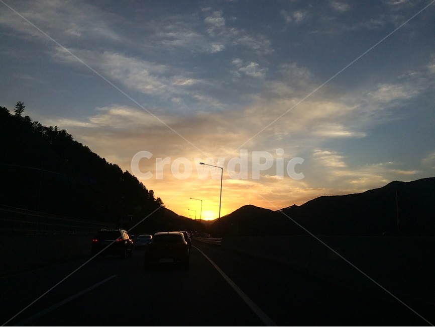 저녁,노을,도로,야경,하늘,날씨,계절,밤,해,교통,교통수단,traffic,transportation,road,automobile,자동차,vehicle,차량,car,차,nature,자연,outdoors,옥외