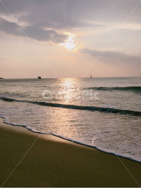 해변,석양,바다,일몰,일출,파도,해,따뜻함,분위기,갈매기,자연,풍경,nature,landscape,해변,바다,beach,sea,outdoors,옥외,ocean,대양,water,물