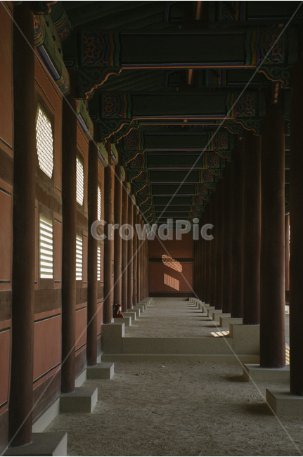 경복궁,서울,종로구,따뜻함,창호지,궁궐,한국전통,한국문화,korean traditional,korean culture,랜드마크,landmark,tourist attraction,한국랜드마크,한국관광지,한국명소,korea landmark,korea tourist attraction,건축물,건물외관,exterior,building,structure,architecture,construction