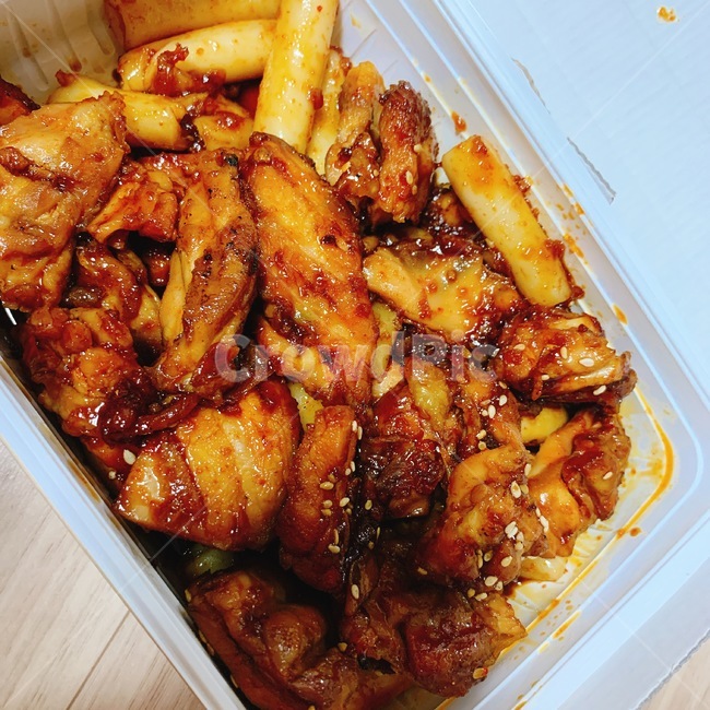 순살,훈제,치킨,떡,양념,음식,식재료,요리,food,cook,meal,dishes,food reserves,육류,고기,meat