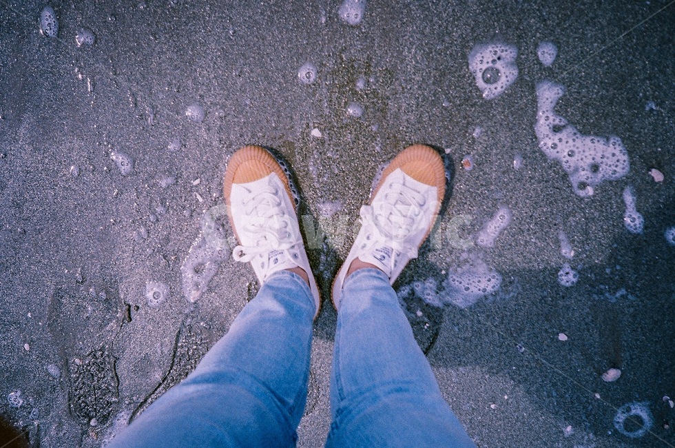 clothing,의류,apparel,의복,footwear