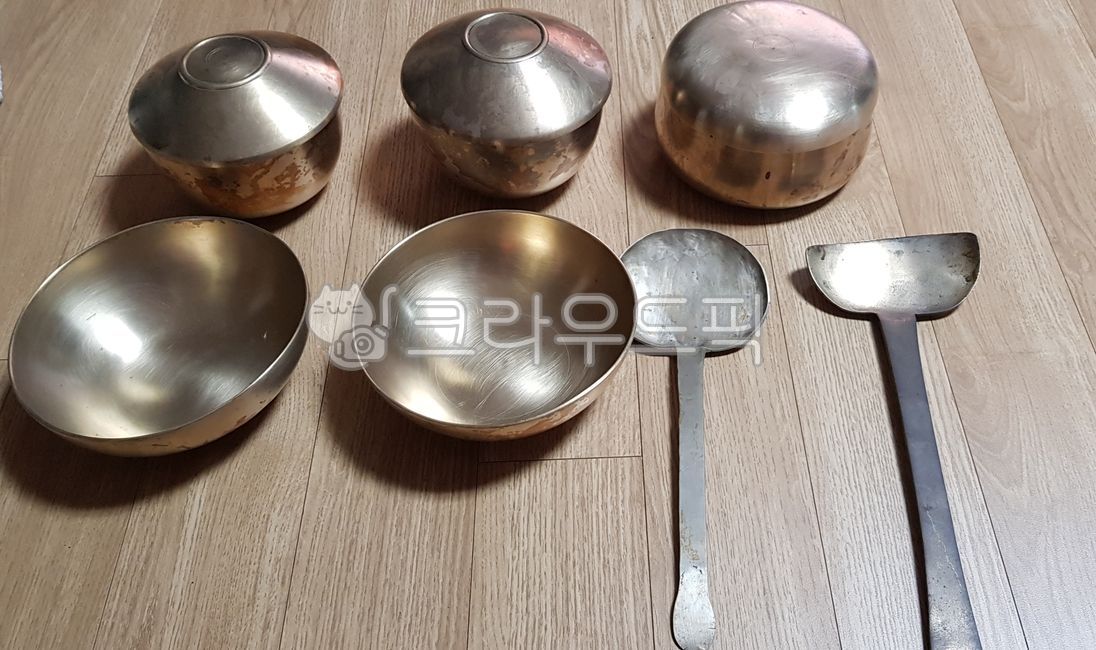 놋쇠,놋쇠그릇,주걱,조선시대,방짜유기,골동품