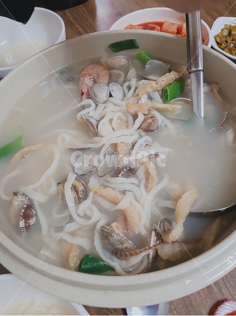 바지락,칼국수,바지락칼국수,한국국자,한식