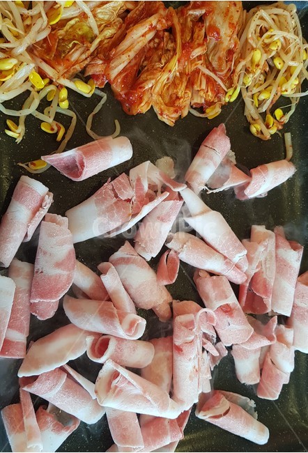 우삼겹,차돌박이,음식,고기,맛집,음식사진,먹스타그램,오늘의메뉴,맛집추천,음식기록,일상기록,푸드스타그램,음식스타그램,미식,한끼식사,외식메뉴,집밥,요리사진,플레이팅,푸짐한한상,맛있는한끼,식사시간,맛집투어,먹방,식단관리,야식,점심메뉴,저녁메뉴,간식타임,푸드사진,일상공유,음식취향,한식양식,음식,식재료,요리,food,cook,meal,dishes,food reserves,육류,고기,meat,한식,한국음식,한국요리,korean food,korean dishes,korean meal,korean cook