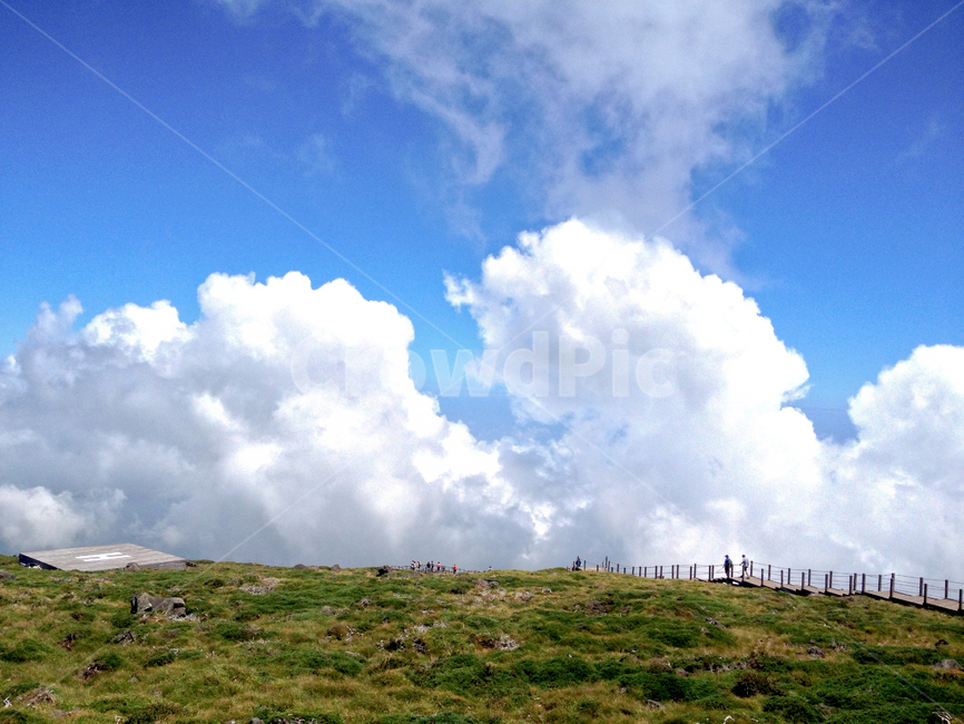 제주도,자연,풍경,jejuisland,jeju,nature,landscape,한라산,구름,하늘,등산길,정상,hallasan,cloud,sky,peak,mountain,자연,풍경,nature,landscape,한국자연풍경,한국자연경관,korea nature landscape,사람들,대중,군중,other people,crowd,weather,날씨,outdoors,옥외,cumulus,적운