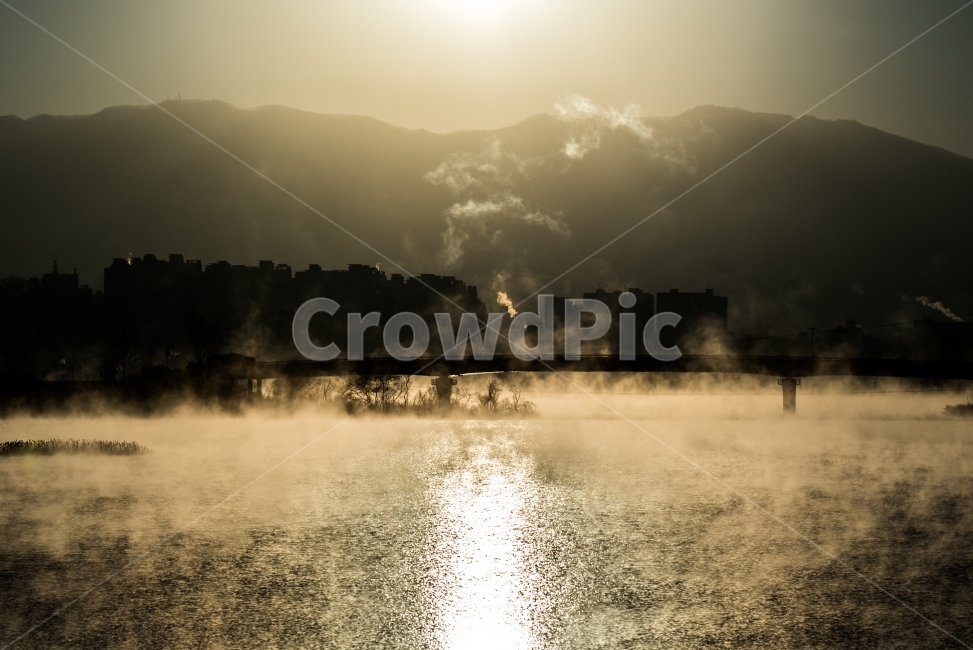 일출,물안개,햇살,수증기,안개,자연,풍경,nature,landscape,도시,city,실루엣,그림자,silhouette,shadow,flare,플레어,light,빛,outdoors,옥외,weather,날씨