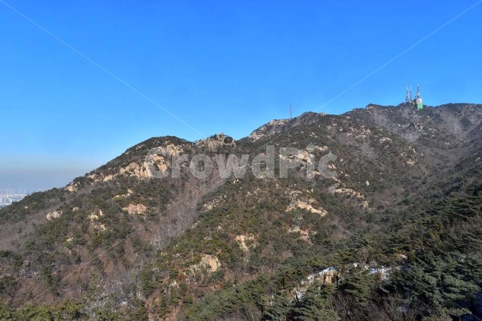 관악산,풍경,겨울,자연,눈,스포츠,등산,산행,nature,snow,겨울풍경,느낌,아름다운,신비로운,경이로운,기암,바위,암봉,암릉,다큐,필,힐링,명산,landscape,winter,season,트레킹,100대명산,인기명산,조망,전망,정부청사,6봉,수목원능선,바윗길,암릉길,명품송,소나무,한국자연풍경,한국자연경관,korea,관양능선,팔봉능선,국기봉,겨울,계절,winter,season,자연,풍경,nature,landscape,한국자연풍경,한국자연경관,korea nature landscape,outdoors,옥외,slope,경사
