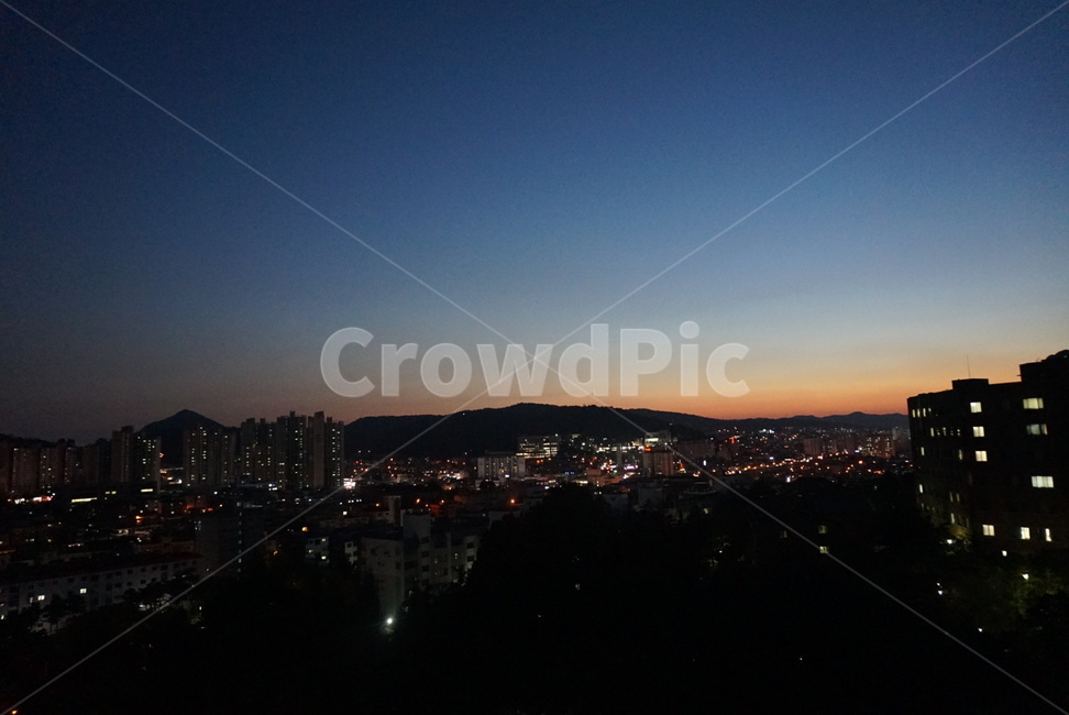 시티뷰,도시야경,해질녘,시티,도심,세레니티,밤하늘,서울밤,저녁,야경,밤,풍경,nightscape,night,landscape,nature,자연,outdoors,옥외,경치,scenery,aerial view,조감도