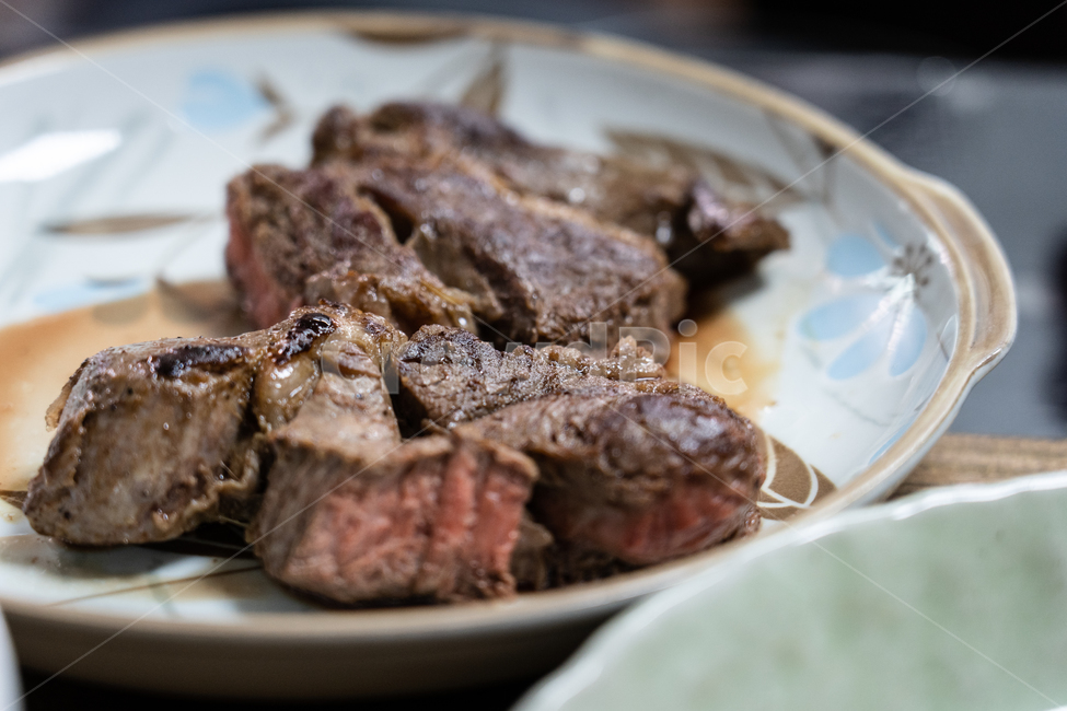 요리,cook,food,음식,식사,음식,식재료,요리,food,cook,meal,dishes,food reserves,육류,고기,meat