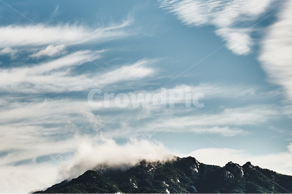 mountain,산,mountainrange,산맥,블루,파란하늘,감성사진,landscape,구름,하늘,azuresky,푸른하늘,sky,옥외,outdoors,자연,nature,cloud,야외,풍경,색깔,색상,색채,색감,color,sense,colorsensitivity,feelingofcolor,자연,풍경,nature,landscape,mountain range