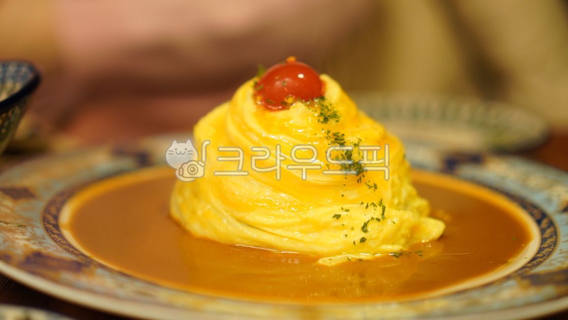 eggs,Western food,parsley,gravy sauce,Japanese food,omelet rice,cherry tomatoes,omelet,food,Food