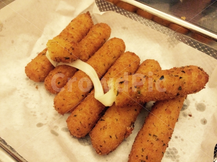 치즈스틱,치즈,음식,치즈늘어나는사진,cheese,모짜렐라,튀김,맥주안주,안주,튀김요리,food,fingerfood,음식,식재료,요리,food,cook,meal,dishes,food reserves,디저트,간식,후식,dessert,snack