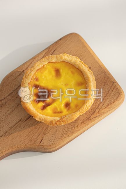 Egg tart,egg,tart,bread,bakery,baking,butter,food,dessert